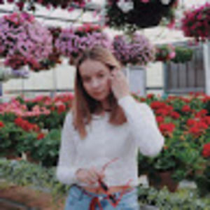 Meet your Posher, Lexi